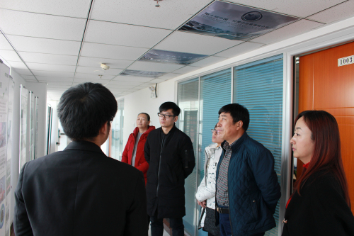 保定新興工業(yè)技工學(xué)校孫校長(cháng)一行四人來(lái)創(chuàng )元教育走訪(fǎng)參觀(guān) 保定新興工業(yè)技工學(xué)校孫校長(cháng)一行四人來(lái)創(chuàng )元教育走訪(fǎng)參觀(guān)