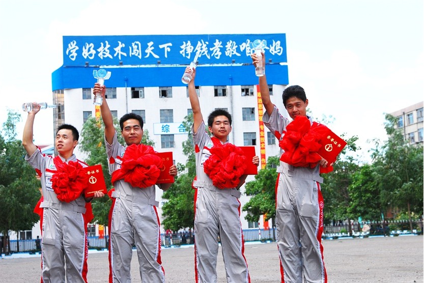 承德騰飛職業(yè)技術(shù)專(zhuān)修學(xué)院專(zhuān)業(yè)有哪些? 承德騰飛職業(yè)技術(shù)專(zhuān)修學(xué)院專(zhuān)業(yè)有哪些?