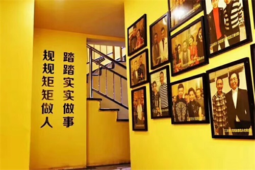 唐山于航美學(xué)形象設計培訓學(xué)校 唐山于航美學(xué)形象設計培訓學(xué)校