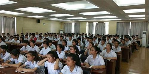 陜西省建筑材料工業(yè)學(xué)校有什么入學(xué)須知? 陜西省建筑材料工業(yè)學(xué)校有什么入學(xué)須知?