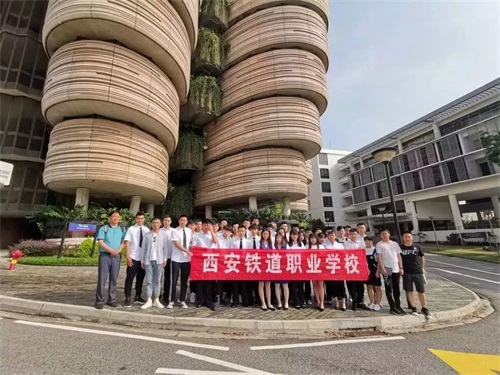 走進(jìn)西安鐵道職業(yè)學(xué)校感受校園文化 走進(jìn)西安鐵道職業(yè)學(xué)校感受校園文化