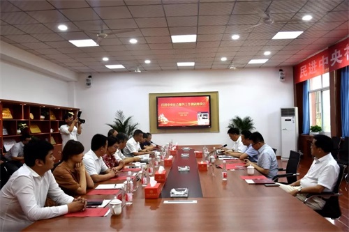 民進(jìn)中央副主席王剛一行蒞臨西安鐵道職業(yè)學(xué)校調研 民進(jìn)中央副主席王剛一行蒞臨西安鐵道職業(yè)學(xué)校調研