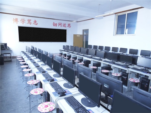 еͨ_Ќ(zhun)W(xu)УʲôkW(xu)ɫ