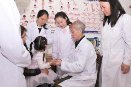 學(xué)小兒推拿好就業(yè)嗎? 學(xué)小兒推拿好就業(yè)嗎?