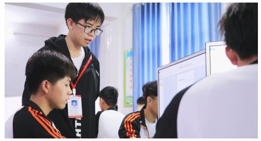 廣西科技商貿高級技工學(xué)校招生簡(jiǎn)章 廣西科技商貿高級技工學(xué)校招生簡(jiǎn)章