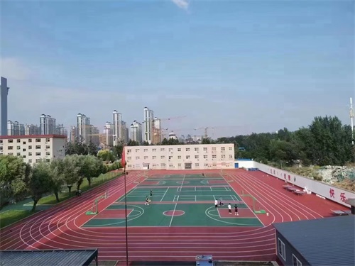 保定萬(wàn)維科技技工學(xué)校校園環(huán)境好嗎? 保定萬(wàn)維科技技工學(xué)校校園環(huán)境好嗎?
